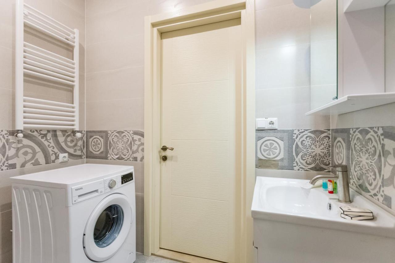 Apartment In The City Centre Ll Tiflis Exterior foto